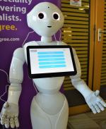 Robot udzieli niezbędnych informacji pacjentom USK