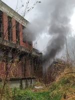 Pożar w Ozimku. Płonie piwnica obiektu basenowego