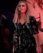 Świąteczny koncert Sceny pod Regałem ONLINE: Solidarni ze Sztuką