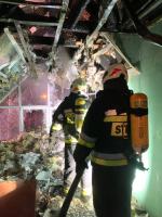 Strażacy gasili pożar pustostanu w Gogolinie