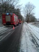 Niebezpiecznie na drogach. Dachowanie w pobliżu Popielowa