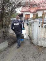 Tragiczne warunki zwierząt u gospodarza w Nysie. Martwe zwierzęta wyrzucał "za płot"