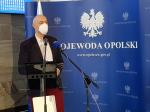 Wojewoda Adrian Czubak o sytuacji epidemicznej w regionie i... "kontroli widmo"