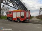 Zderzenie samochodów pod taśmociągiem w Zimnicach Małych