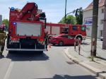 Zderzenie pojazdów na skrzyżowaniu w Opolu. Poszkodowana kobieta z dwójką dzieci