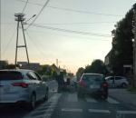 Komprachcice: Mężczyzna z bronią w ręku biegał po ulicy. Sprawna akcja policji