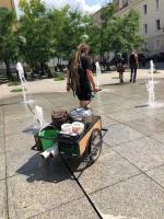 Wolontariusze z akcji "Jedzenie Zamiast Bomb karmili bezdomnych przez 7 miesięcy