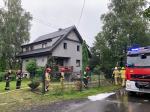 Piorun uderzył w dom w Suchym Borze. Zapalił się dach