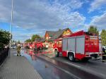 Pożar w Opolu - Chmielowicach. Od płonącego pojazdu zapaliła się elewacja budynku