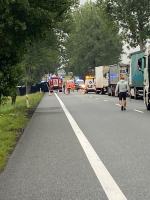 Tir wywrócił się na DK 39. Ranne dziecko i kierowca