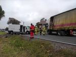 Zderzenie busa z ciężarówką w powiecie oleskim. Nie żyje 62-letni kierowca
