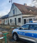Dzielnicowy z pomocą dla bezdomnego