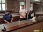 Brutalnie obezwładnili ochroniarza i dokonali kradzieży. Zapadł wyrok