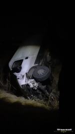 Bus wypadł z drogi. Policja poszukuje kierowcy