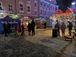Za blisko 2 tygodnie Jarmark Bożonarodzeniowy. Trwają przygotowania na opolskim rynku