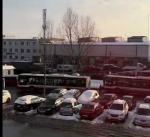 Zator na pętli przy Dambonia w Opolu. Źle zaparkowany pojazd zablokował autobusy