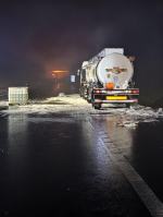 Rozszczelniona cysterna z kwasem - 29 zastępów straży pożarnej w akcji 