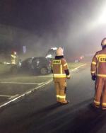 Pożar samochodu hybrydowego. Przyczyny są ustalane