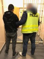 Dotkliwie pobili 42-latka, miejski monitoring wskazał sprawców