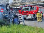 Wypadek na ulicy Nysy Łużyckiej. Dwie osoby poszkodowane. Utrudnienia w ruchu