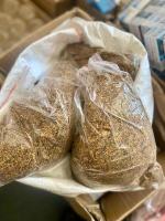 Pod przykrywką sprzedaży dywanów przechowywał "lewe" papierosy