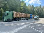 Przeładowanych 26 transportów drewna - rekordzista miał 24 tony nadwagi
