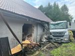 Kotlarnia: Tir wjechał w dom