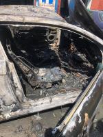 Auto stanęło w płomieniach. Akcja gaśnicza w miejscowości Pokój