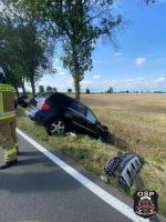 Kolizja na DK-42. Kierująca zasnęła za kierownicą 