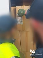 Opolska KAS udaremniła przemyt prawie miliona sztuk papierosów