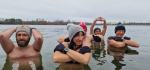 Uwielbiają zimno i lodowatą wodę - opolskie morsy świętowały Dzień Morsa