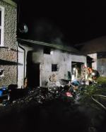 Pożar kotłowni w Pokrzywnicy. Dwie osoby podtruły się dymem