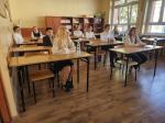 Egzamin ósmoklasisty 2025 rozpoczęty. Uczniowie mierzą się z językiem polskim