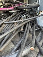 Próbowali ukraść kable warte 35 tys. zł - zatrzymani na gorącym uczynku