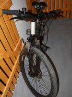 Namysłowscy policjanci odzyskali skradziony rower i hulajnogę - dwóch mężczyzn z zarzutami