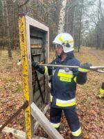 Strażacy OSP trenowali ratownictwo wodne i działania przy pożarach aut elektrycznych