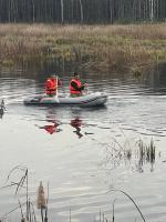 Strażacy OSP trenowali ratownictwo wodne i działania przy pożarach aut elektrycznych