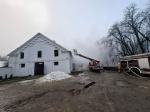 Pożar budynku gospodarczego przy stadninie w Mosznej. Ewakuowano 22 konie