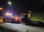 Pożar ciągnika siodłowego na MOP Wysoka przy autostradzie A4