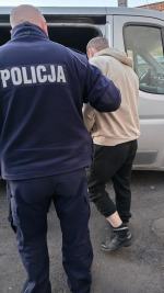 Uzbrojony i niebezpieczny zatrzymany w Kluczborku. W akcji policyjni kontrterroryści (WIDEO)