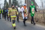 Niedźwiedź znów zatańczył w Chróścinie. Barwny korowód przeszedł przez wieś