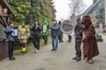 Niedźwiedź znów zatańczył w Chróścinie. Barwny korowód przeszedł przez wieś