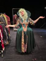 "Garderoba Kobiet" w OTLiA. Teatr zamienił się w przestrzeń spotkań i dobrej energii