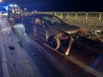 Nocny wypadek na DW901 w Bzinicy Starej. Jedna osoba trafiła do szpitala