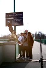 Tablica Ireny Sendlerowej odsłonięta na moście w Opolu