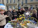 Jajecznica z tysięcy jaj, żurek i wspólne świętowanie. Wielkanocne śniadanie na Rynku