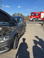 Motocyklista ranny po zderzeniu z autem w gminie Pokój