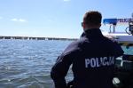 Pierwsza interwencja na wodzie. Policjanci pomogli na Jeziorze Dużym