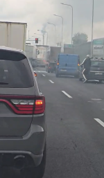 Samochód ciężarowy zapalił się na obwodnicy Opola
