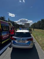 Zderzenie ciężarówki z busem na A4. Dwie osoby poszkodowane